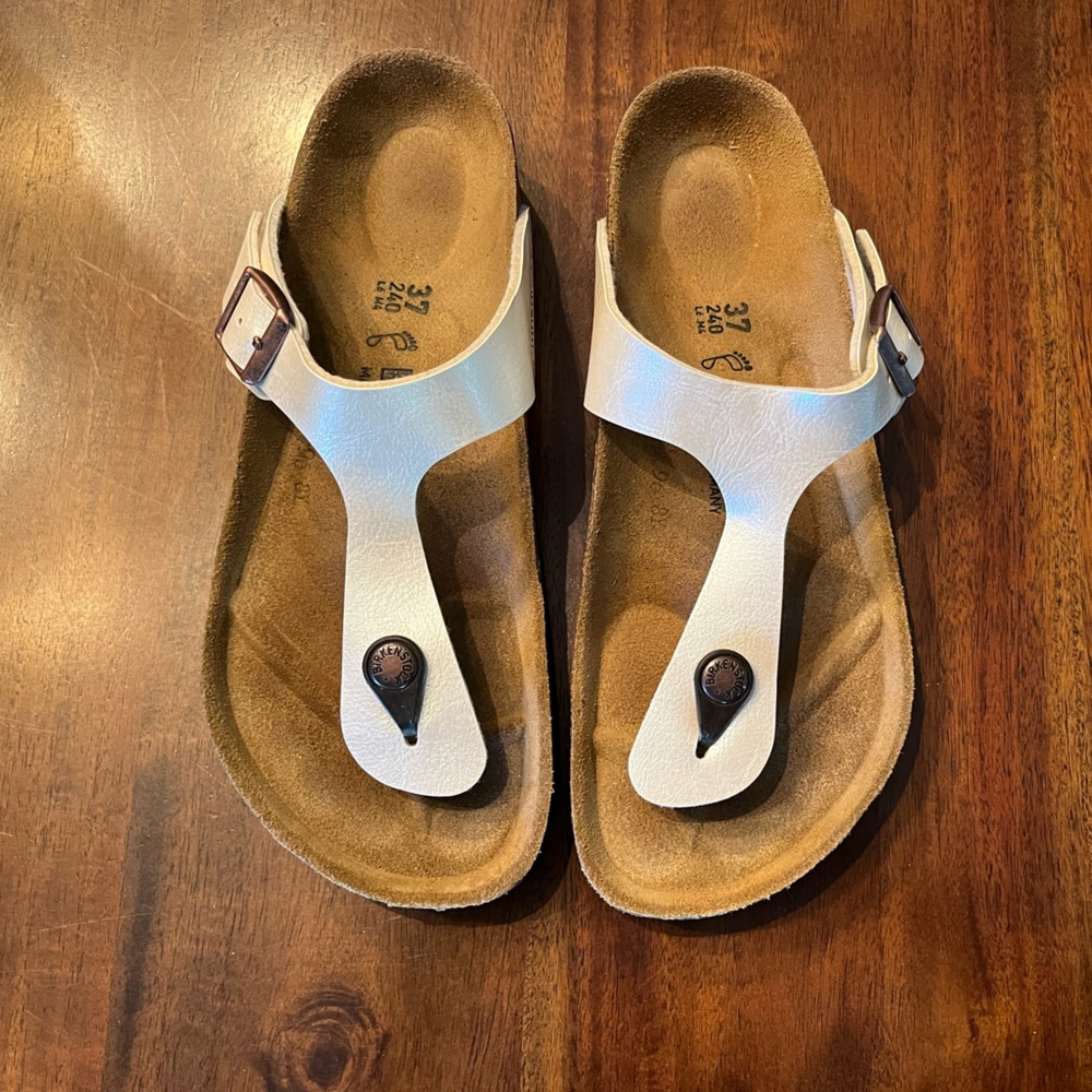 Birkenstock Gizeh Birko-Flor in Graceful Pearl White